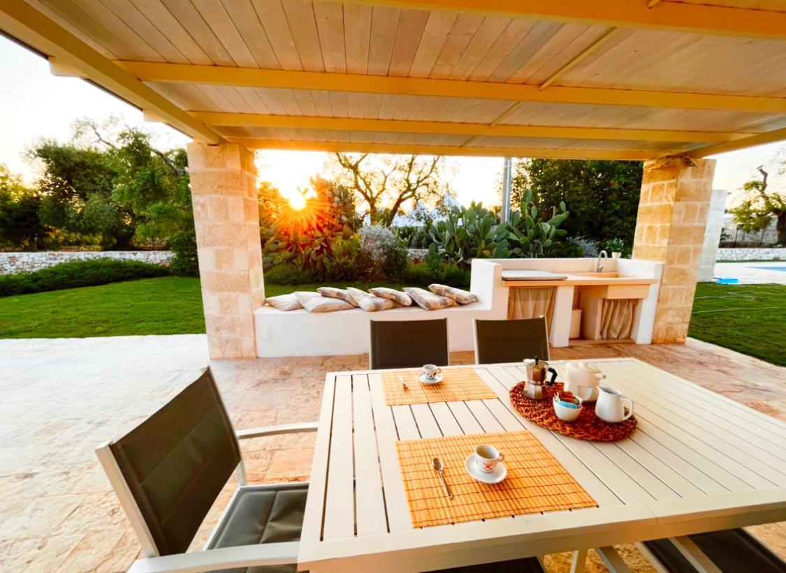 Trullo Al Guappo D'Oro Villa Ostuni Ngoại thất bức ảnh
