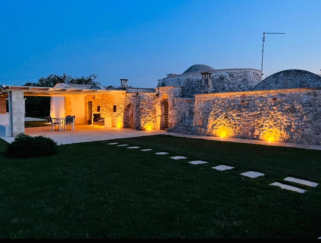 Trullo Al Guappo D'Oro Villa Ostuni Ngoại thất bức ảnh